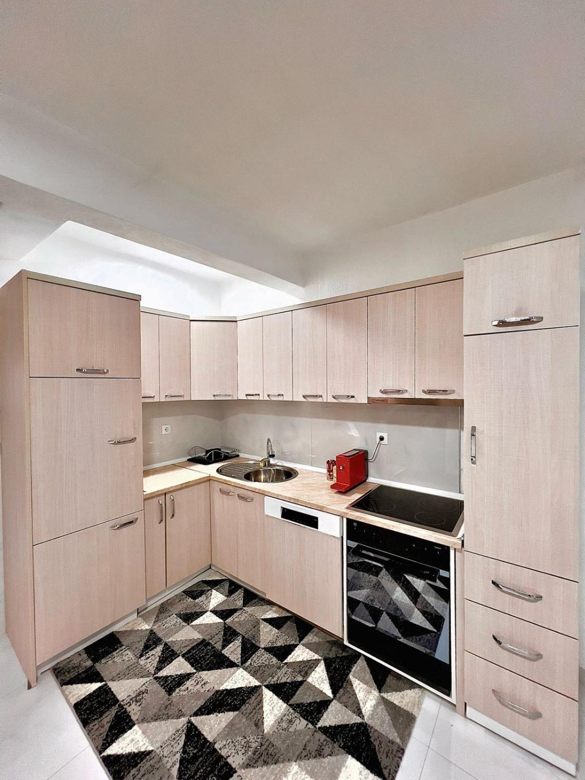 Cozy Corner Apartment Gjakova Екстериор снимка